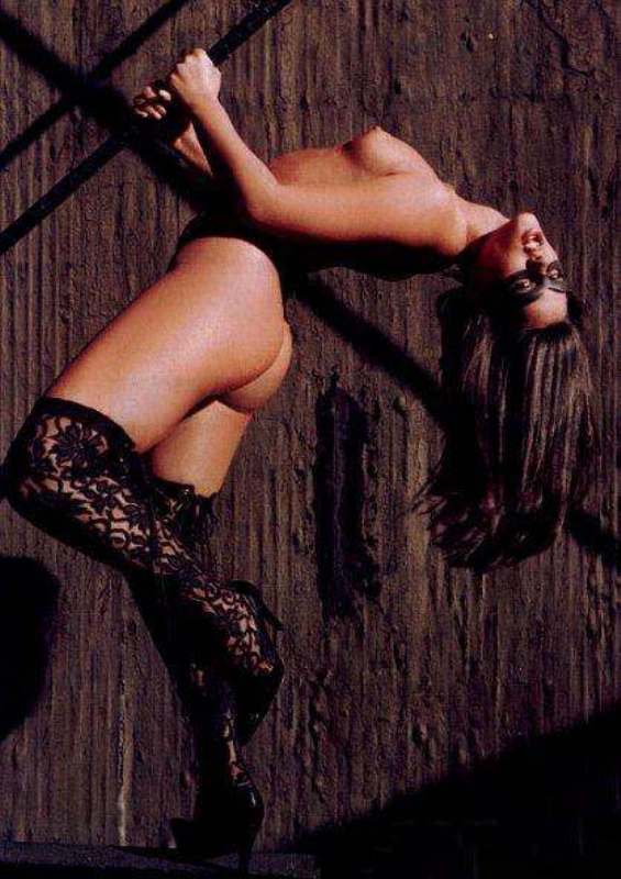 Foto da Tiazinha pelada na Playboy do ano 2000 - Site Gostosas e Peladas